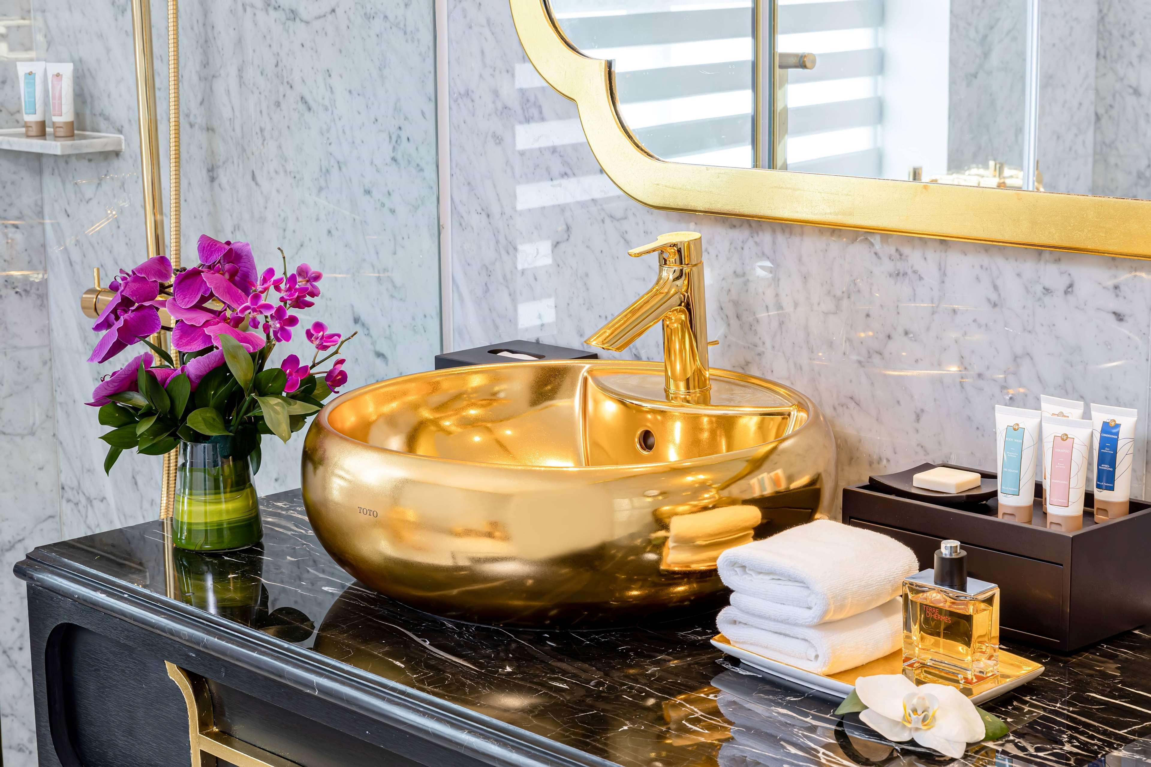 Dolce By Wyndham Hanoi Golden Lake Exteriör bild